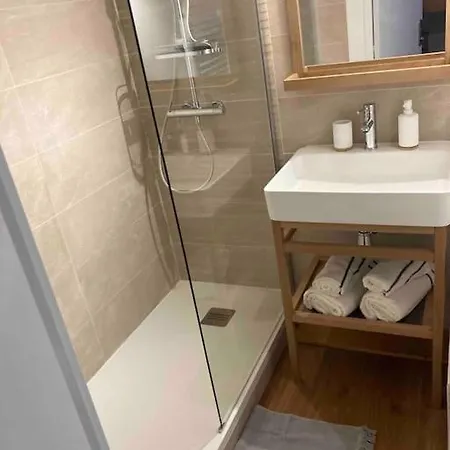 Vue 4 Pers Διαμέρισμα *