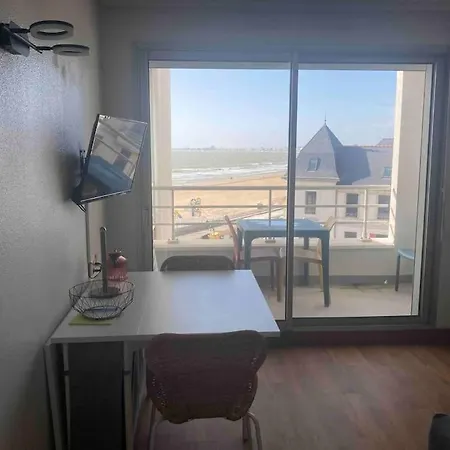 Vue Exceptionnelle - Cosy 4 Pers Avec Balcon, Acces Direct 포르니세